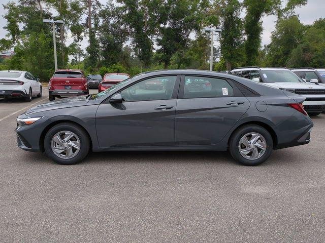 New 2026 Gray Hyundai SE image 8
