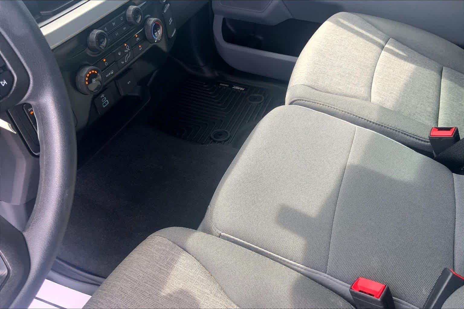 Used 2024 Agate Black Ford XL image 16