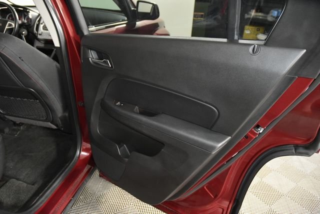 Used 2017 Red GMC SLE-2 image 21