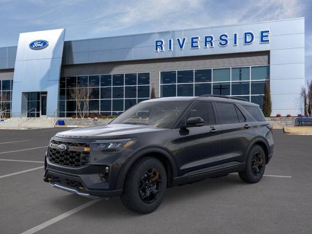 New 2026 Agate Black Metallic Ford Tremor® image 25