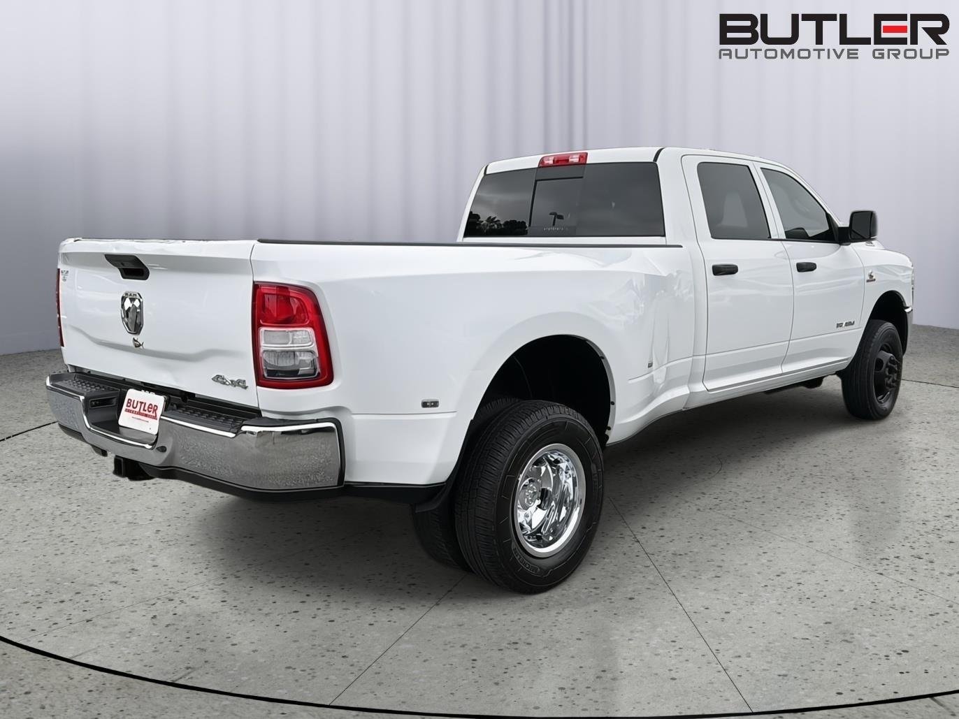 Used 2022 Bright White Clearcoat Ram Tradesman image 6