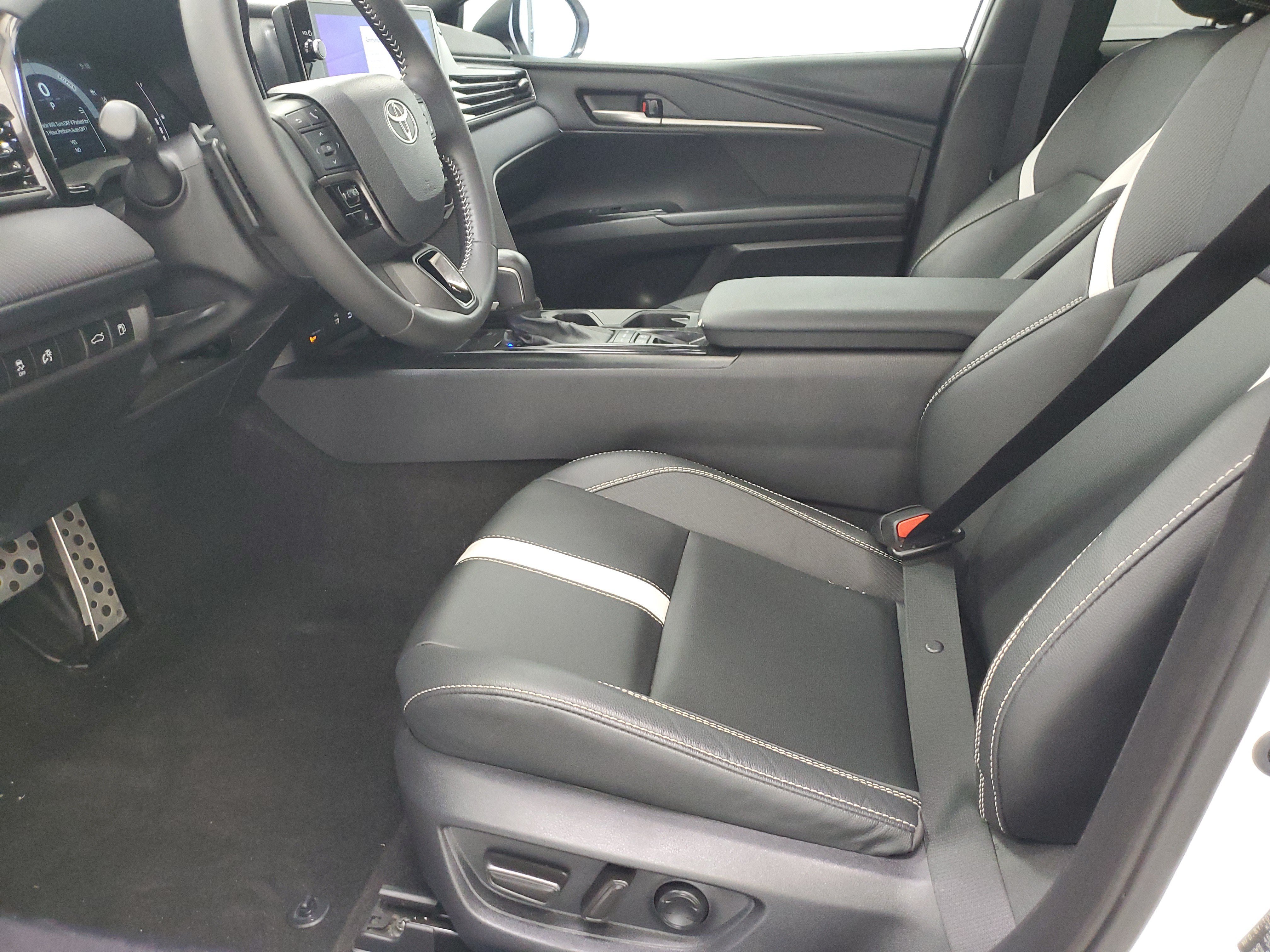 Certified Used 2025 White Toyota XLE image 18