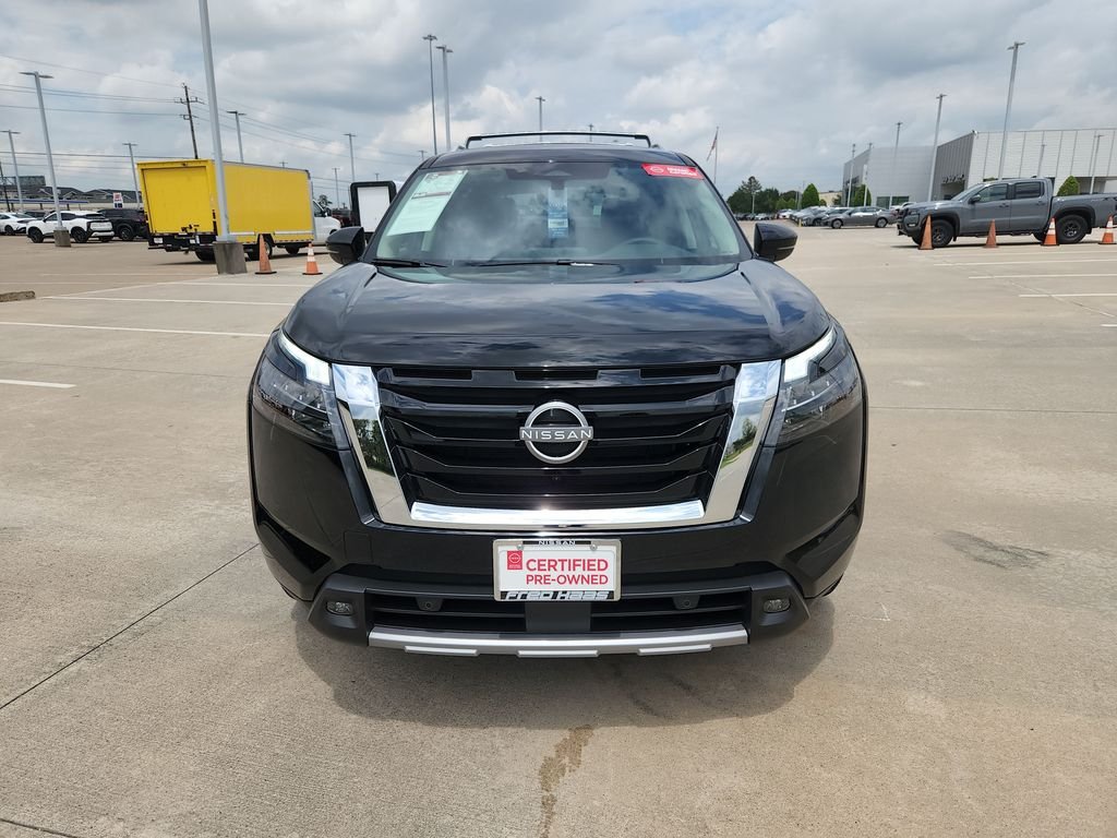 Certified Used 2025 Black Nissan SL 4WD image 9