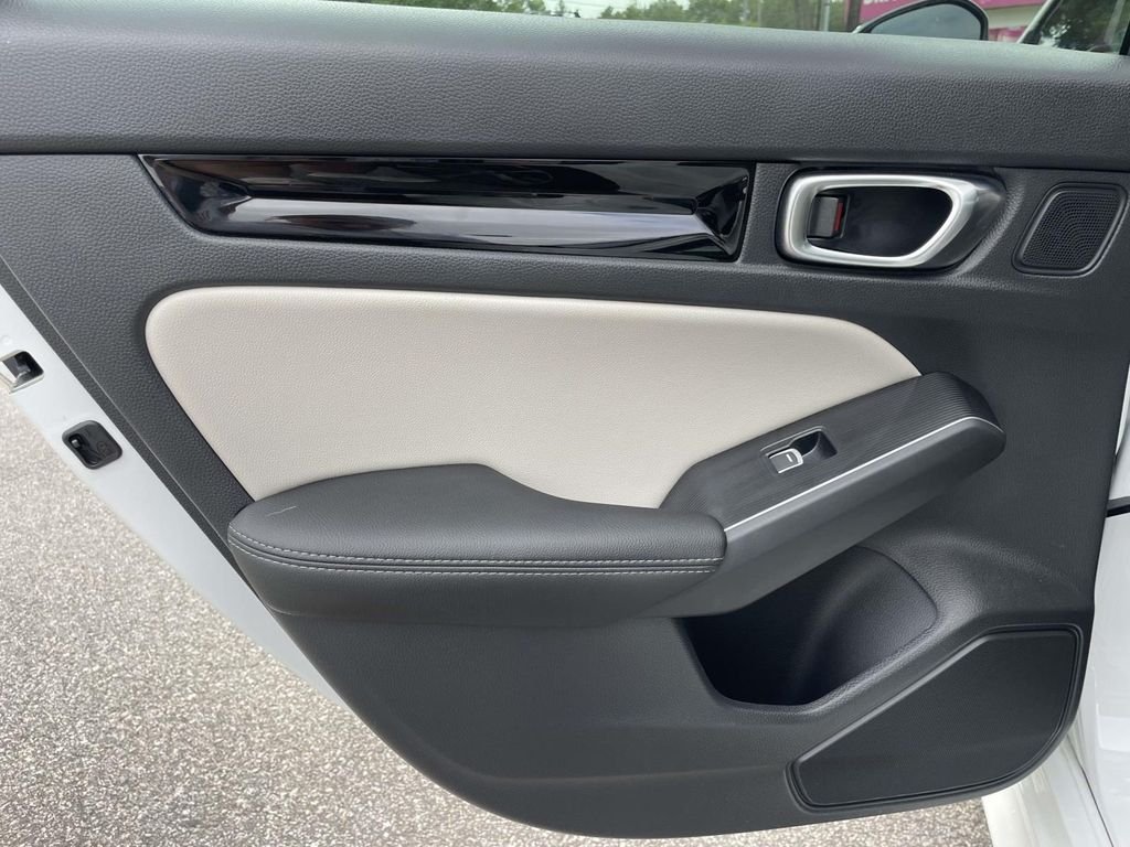 Used 2022  Honda Touring image 9