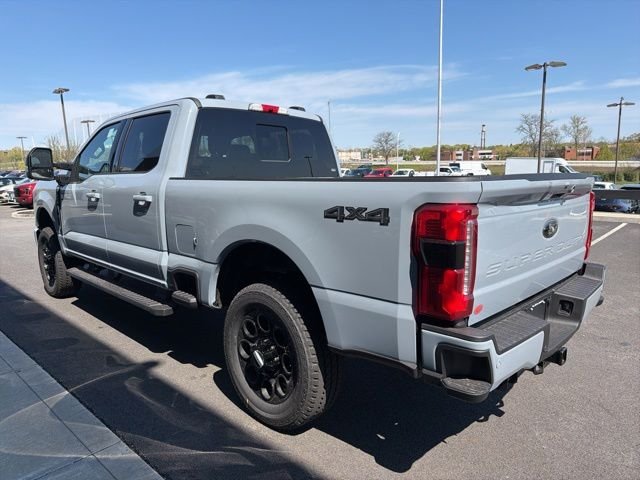 New 2026 Glacier Gray Metallic Tri-Coat Ford F-250® Lariat® image 5