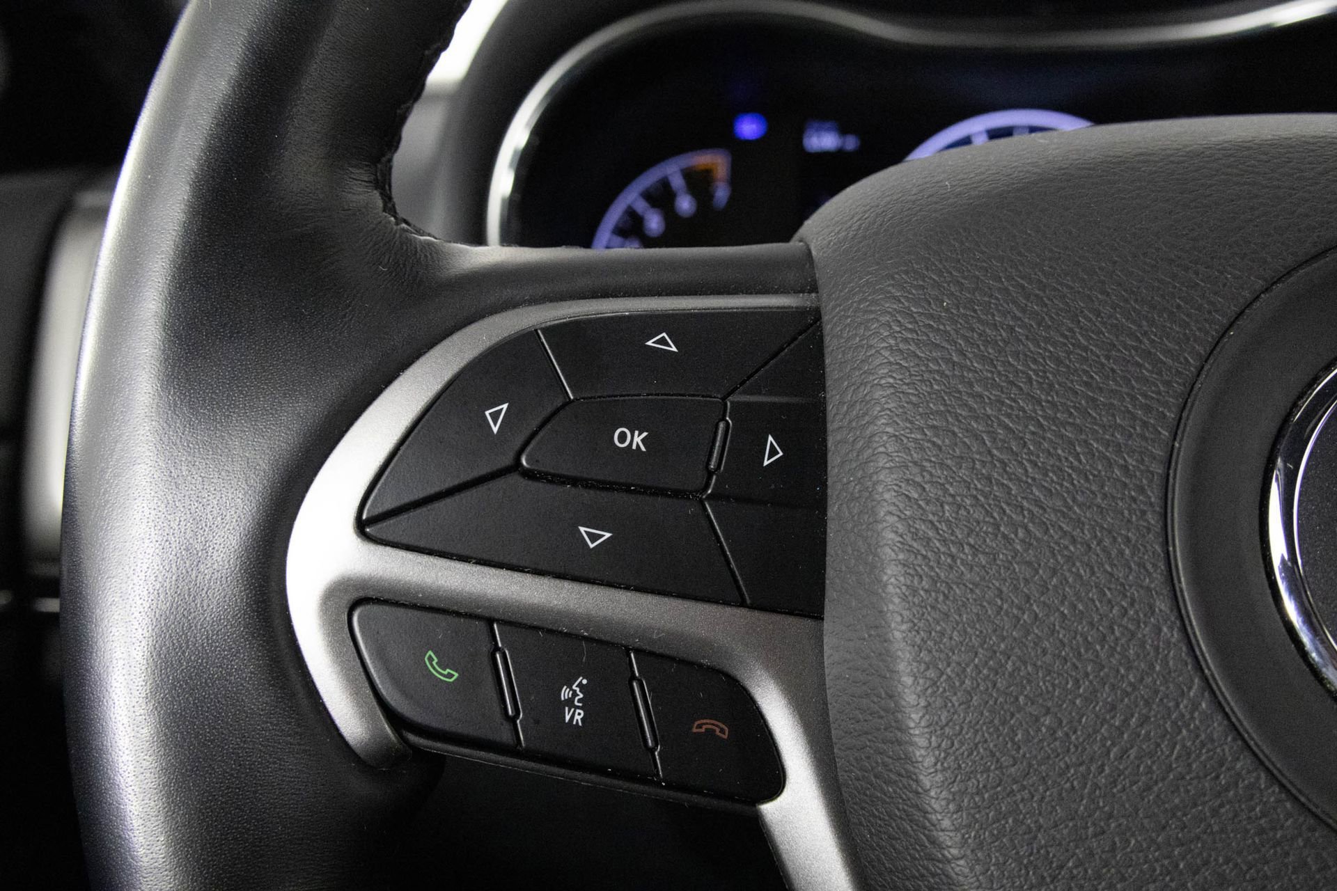 2022 JEEP GRAND CHEROKEE - Image 26