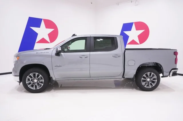 2026 Chevrolet Silverado 1500 LT - Photo 10