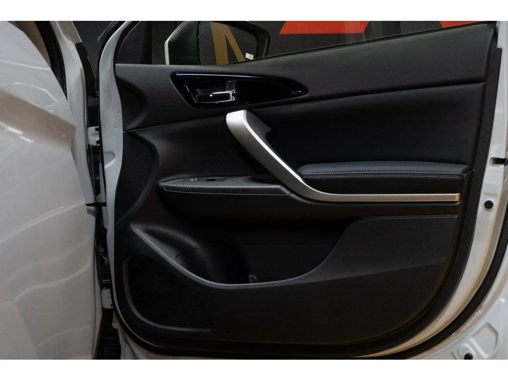 2026 Mitsubishi Eclipse Cross SE - Photo 14