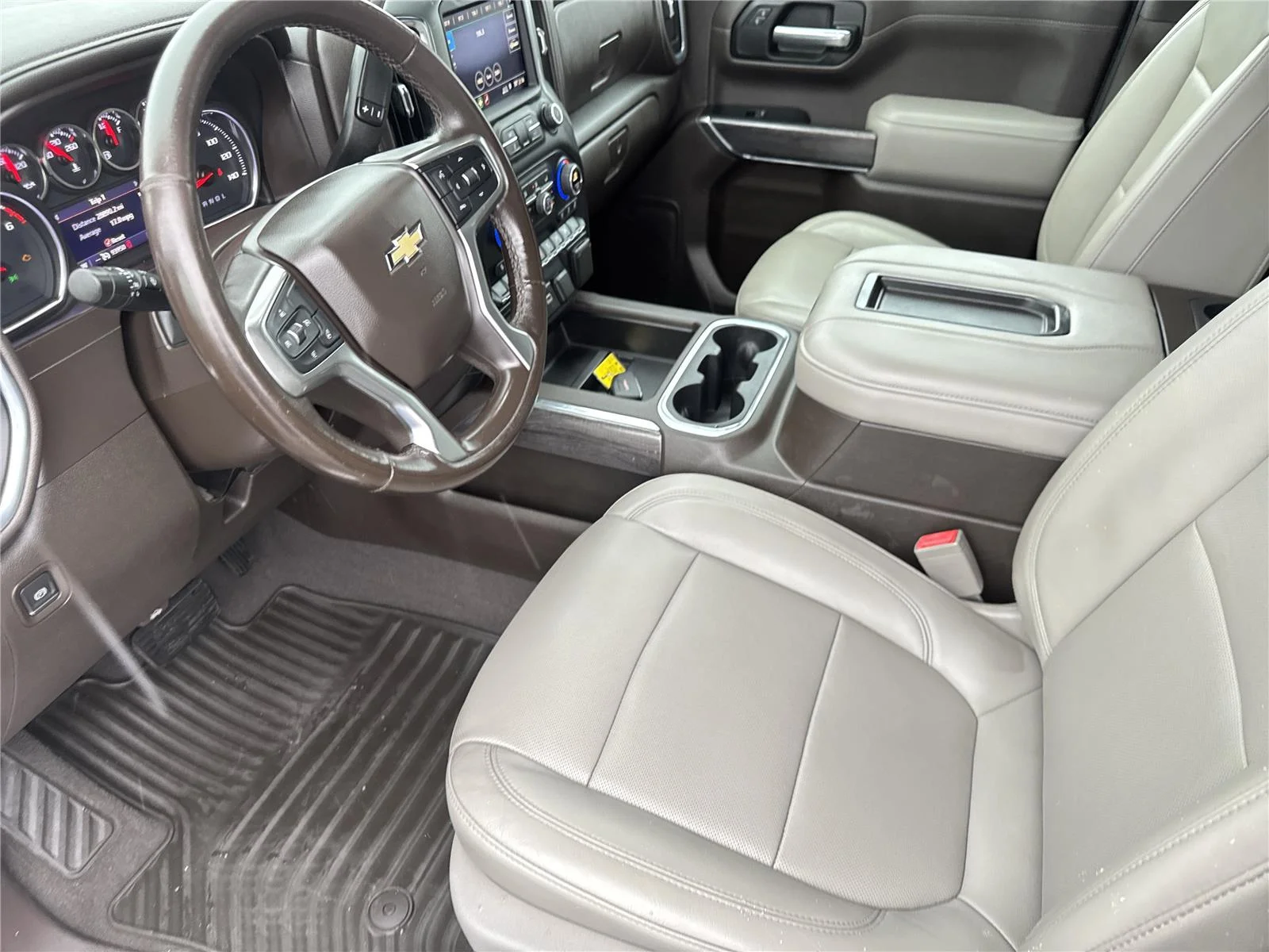 Used 2019 SILVER ICE METALLIC Chevrolet LTZ image 12