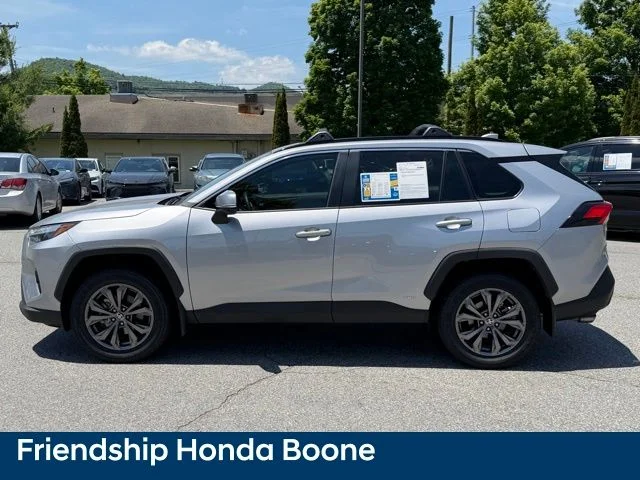 Used 2024 Silver Toyota XLE Premium image 9