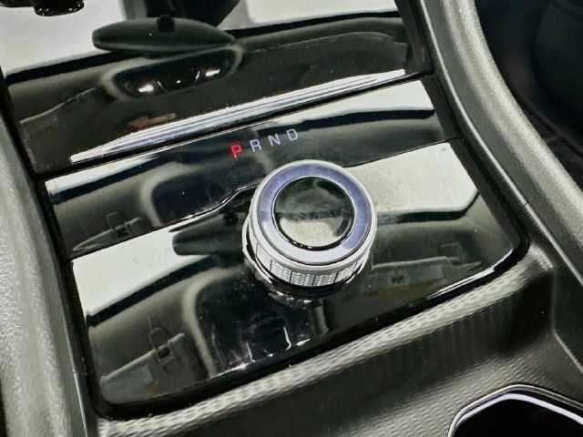 Used 2023 White Jeep Laredo X image 17