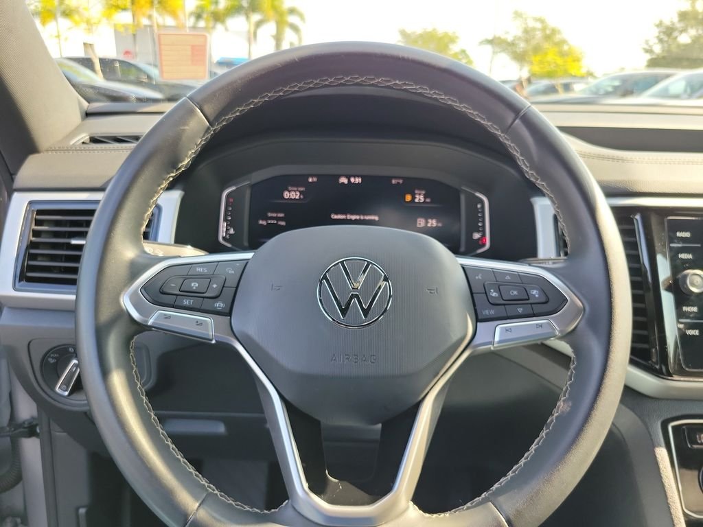 Certified Used 2023  Volkswagen 2.0T SE w/Technology image 20