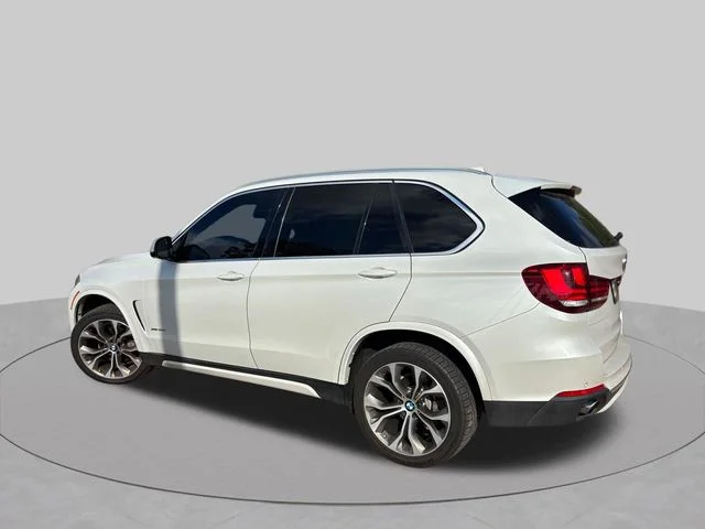 Used 2017 White BMW xDrive35d image 7