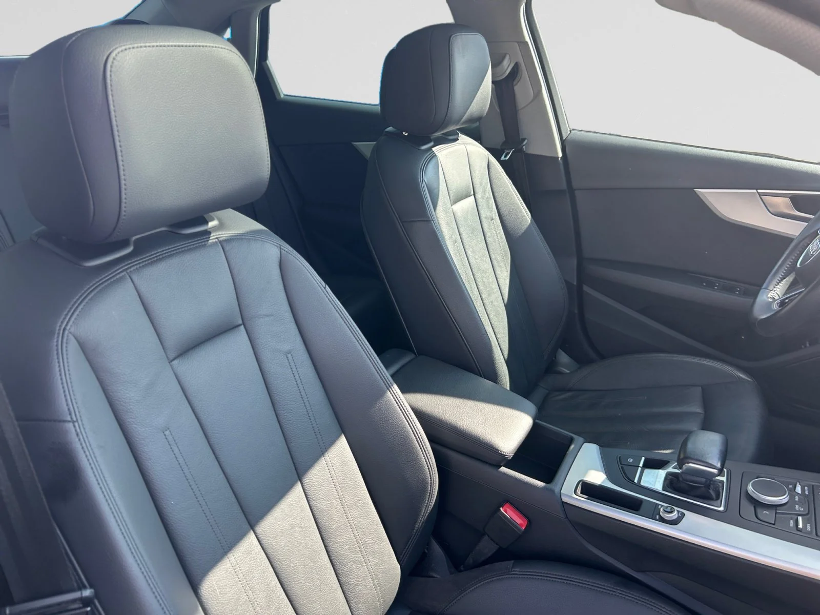Used 2018 GRAY Audi KOMFORT image 11