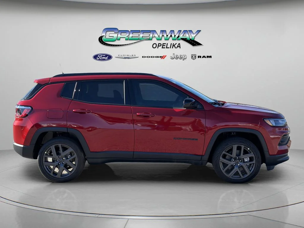 New 2026 Red Hot Pearlcoat Jeep Latitude image 2