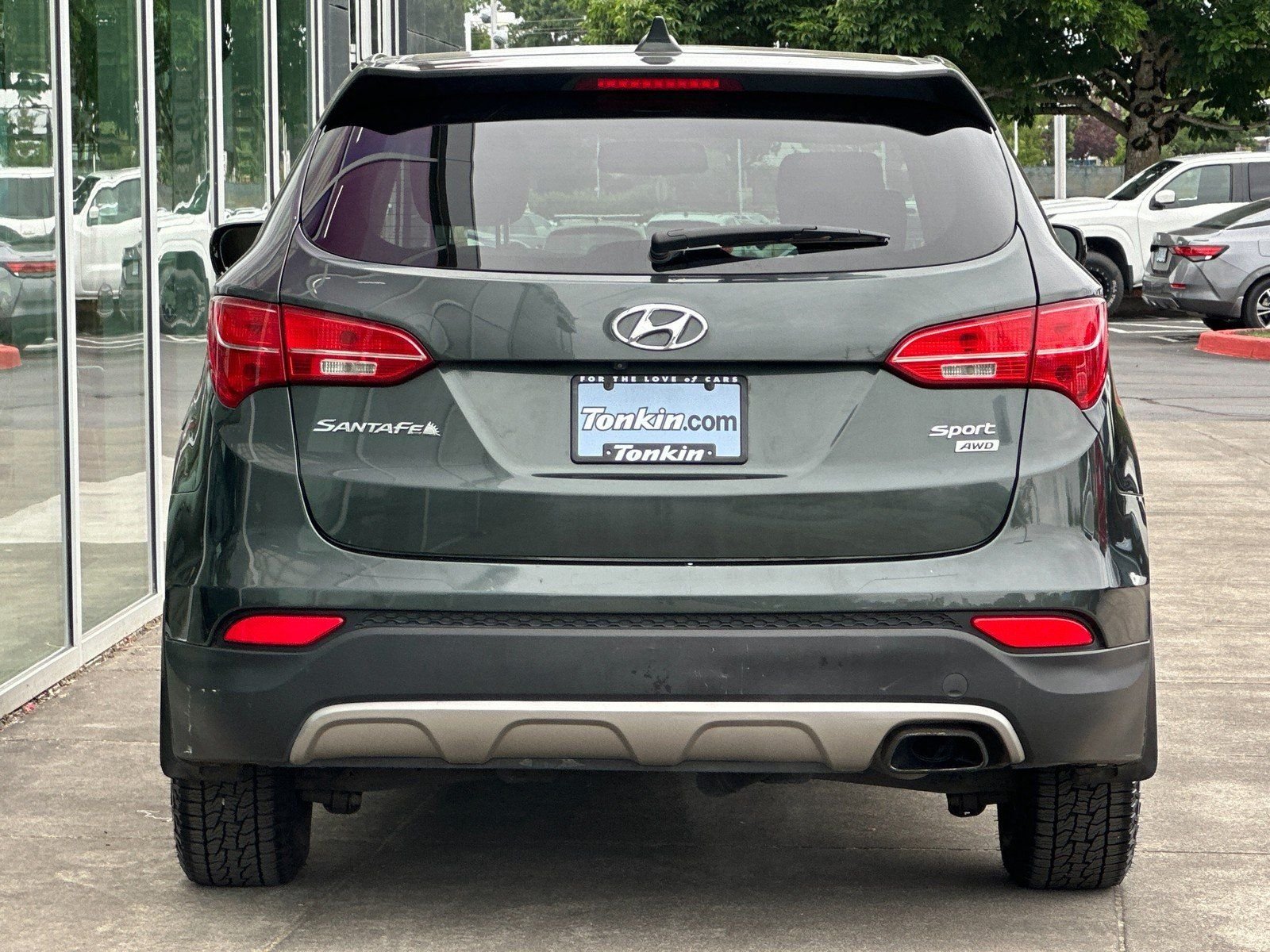 Used 2013 Juniper Green Hyundai Base image 4