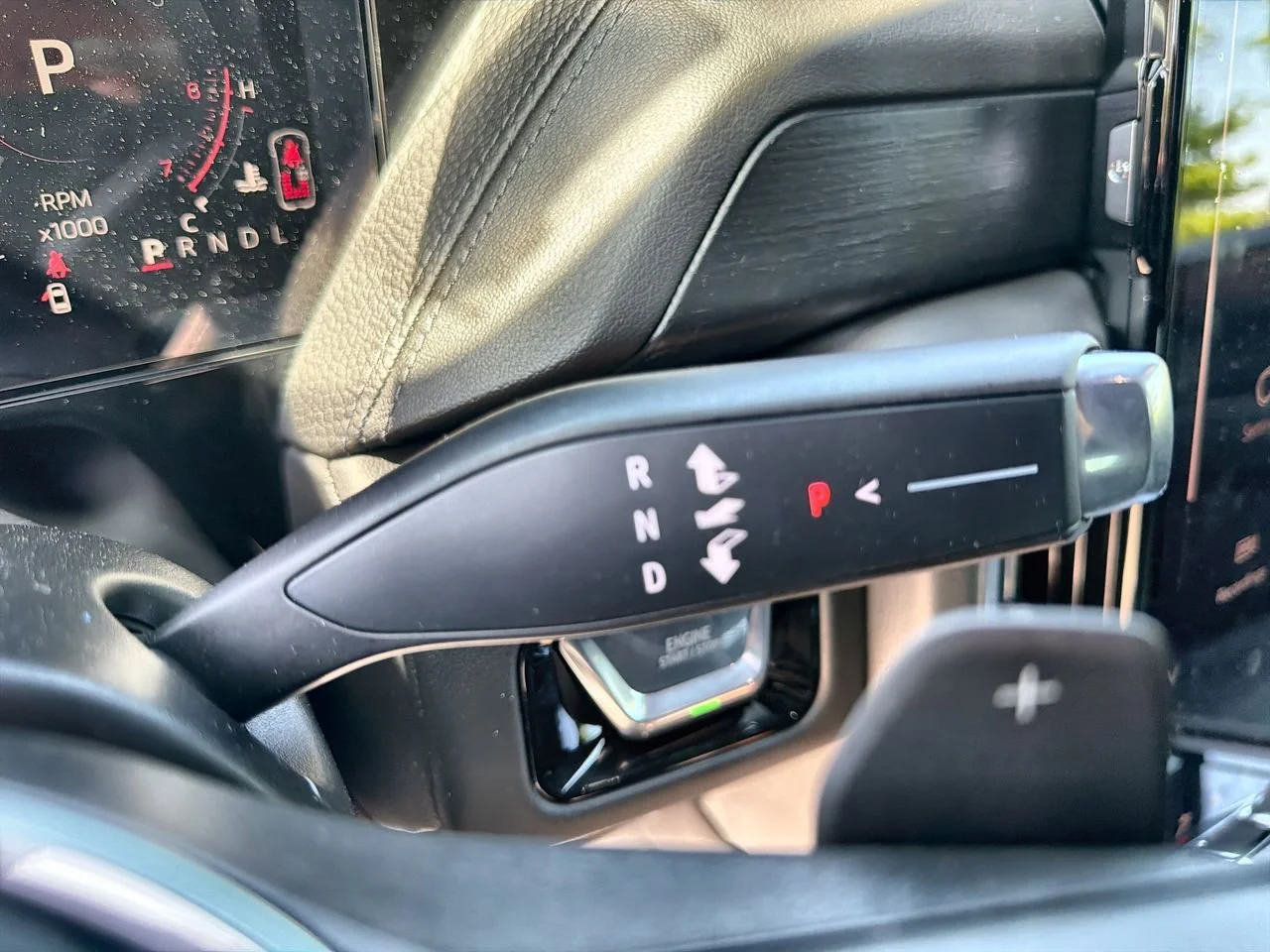 2026 GMC Yukon Denali - Photo 14