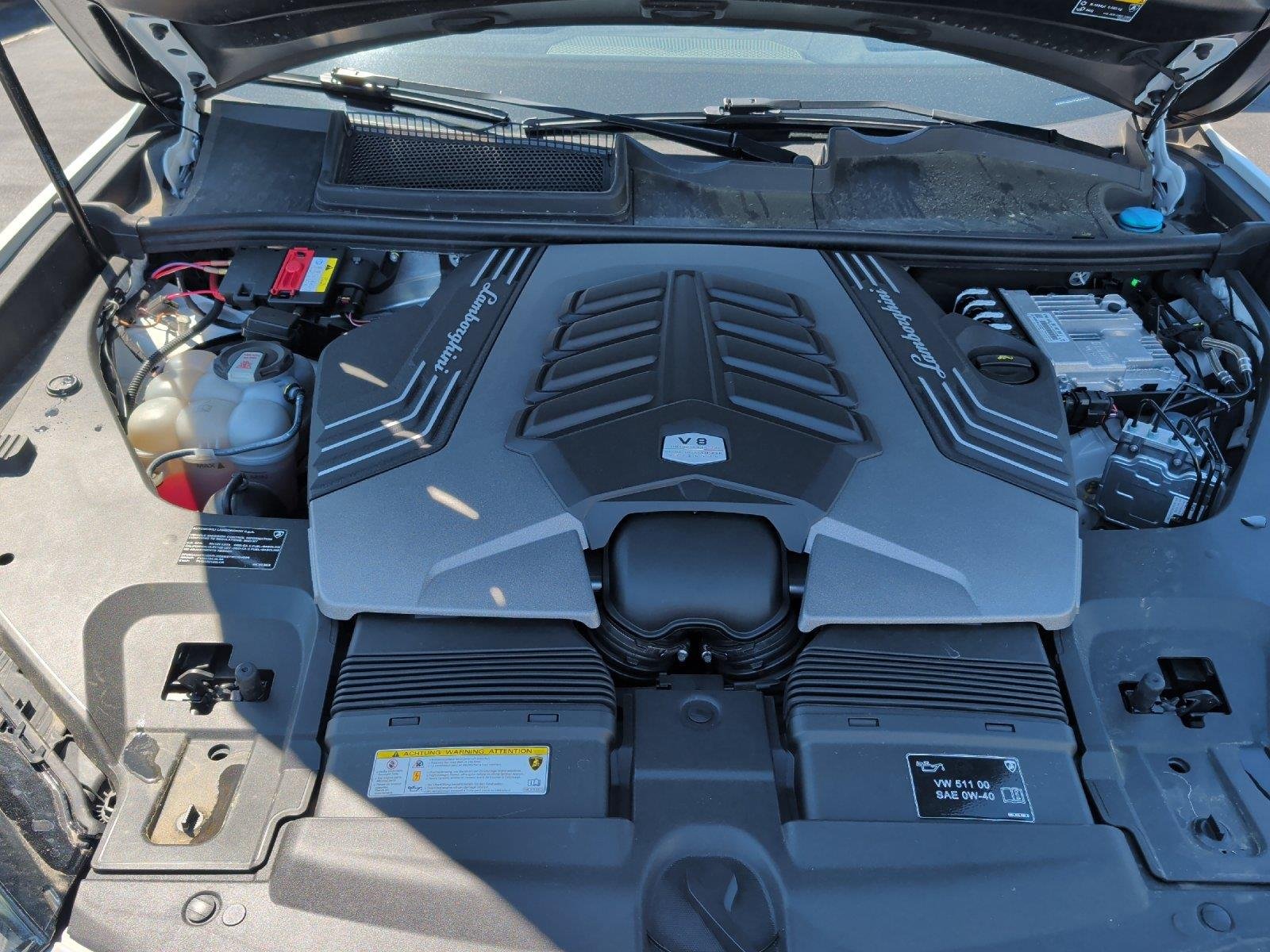 Used 2023 Bianco Monocerus Matt Lamborghini Performante image 9