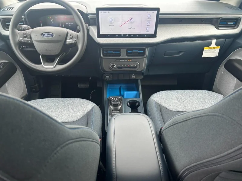 New 2026 Space White Metallic Ford XLT FWD SuperCrew image 5