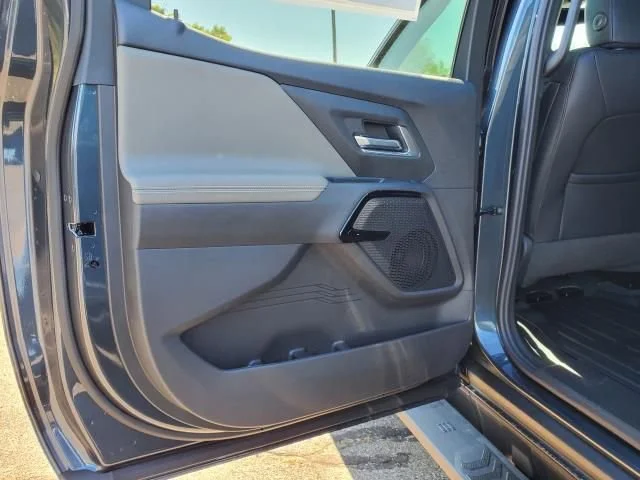 2026 Chevrolet Silverado EV Trail Boss - Photo 21