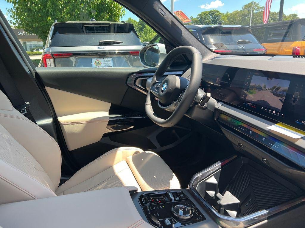 New 2026 Skyscraper Grey Metallic BMW 30 xDrive image 30