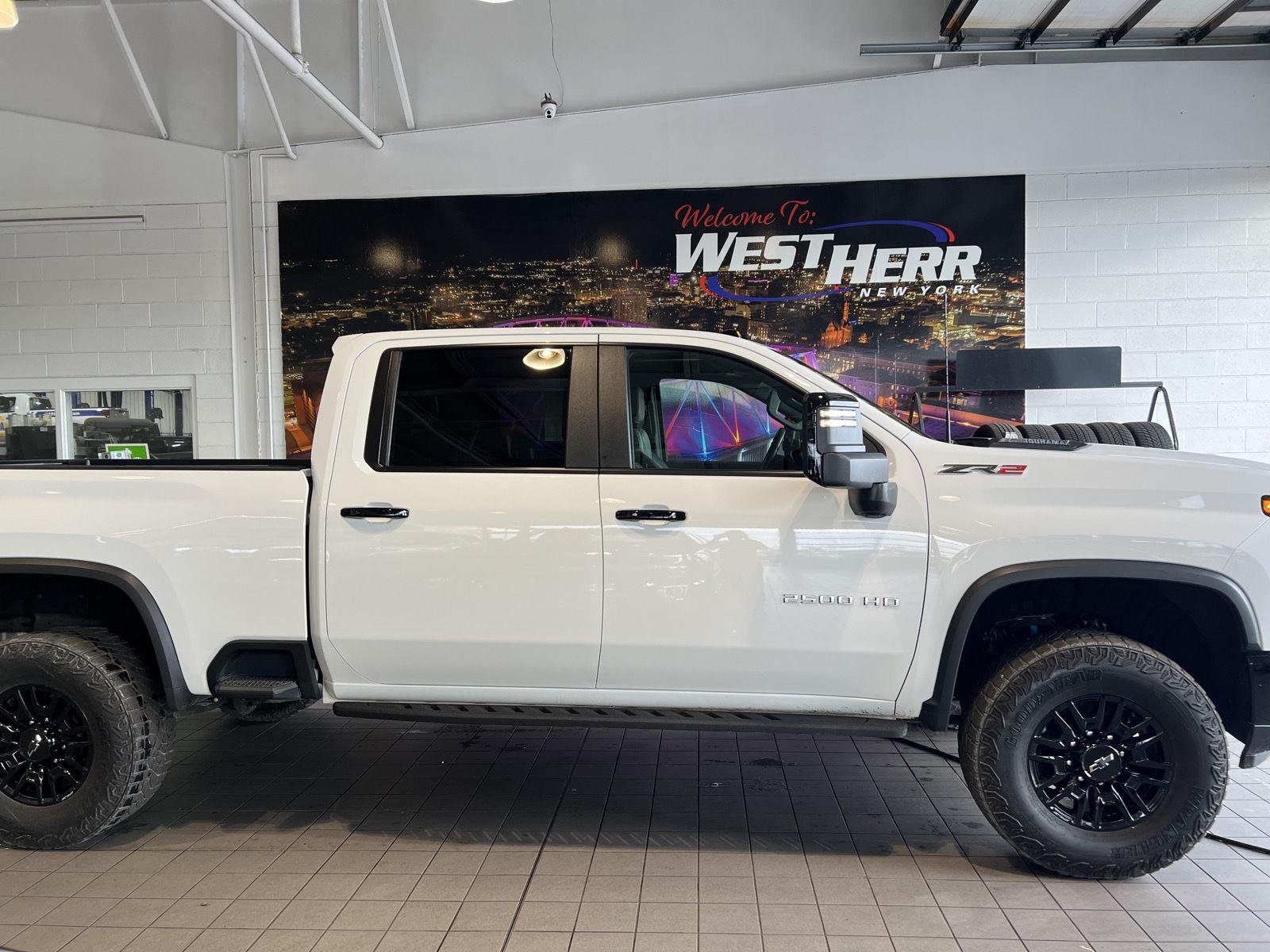 Used 2025 Summit White Chevrolet ZR2 image 8
