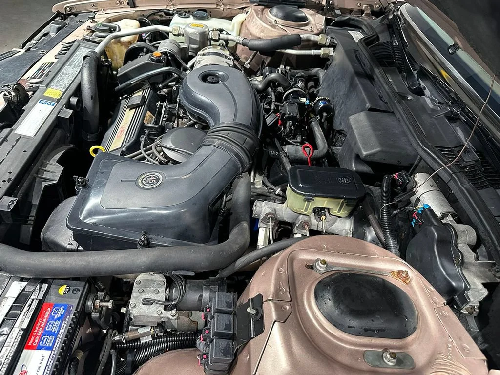 Used 1989  Cadillac NA image 27