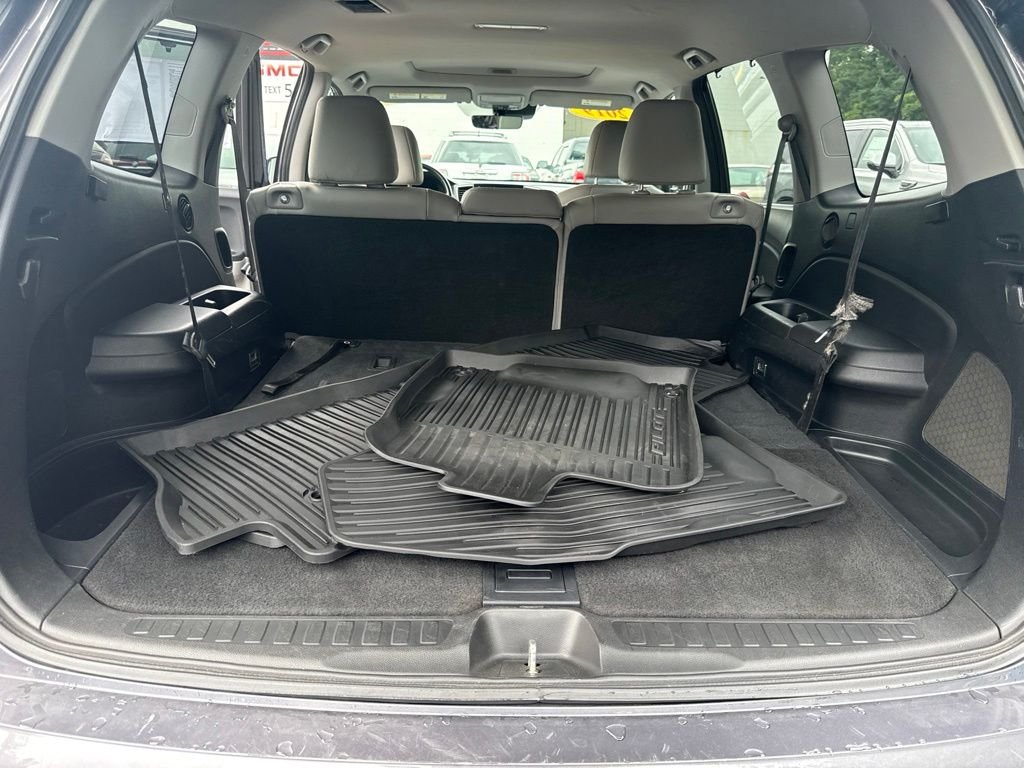 Used 2019 Gray Honda EX-L image 13