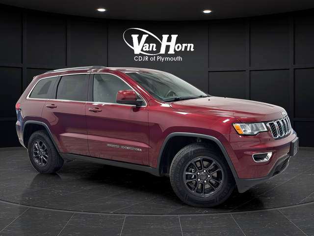 Used 2019 Velvet Red Pearlcoat Jeep Laredo E image 1