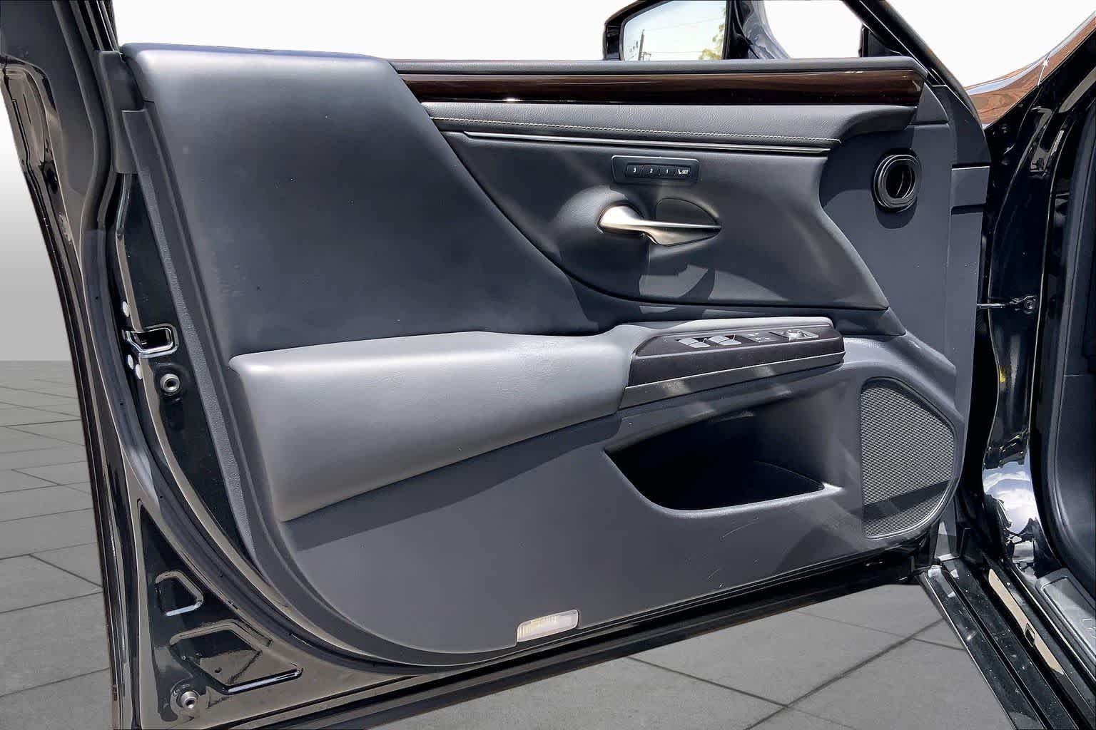 Used 2019 Caviar Lexus  image 22