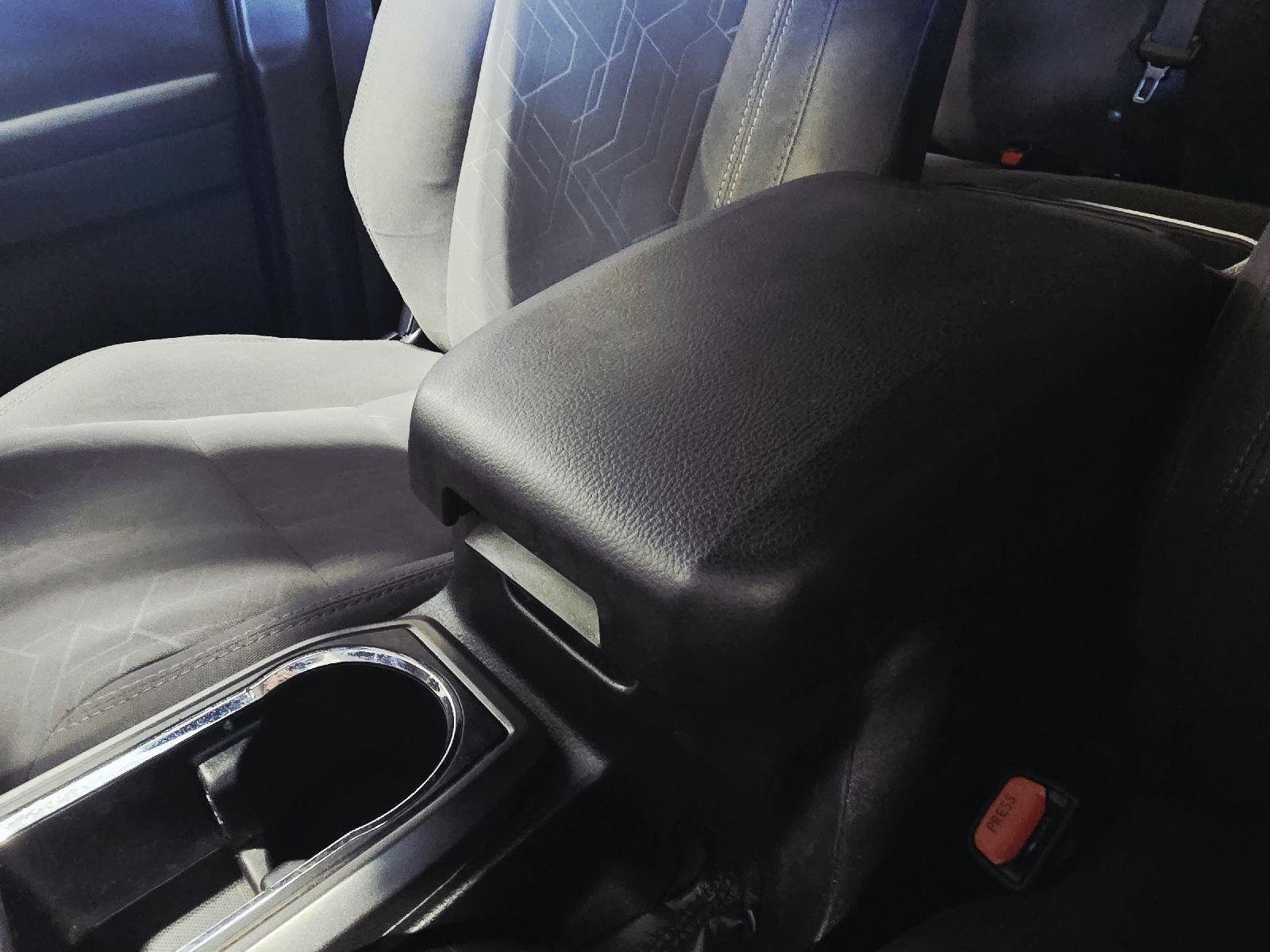 Used 2019 Super White Toyota TRD Off Road image 27