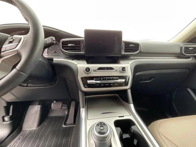 Used 2023 White Ford XLT image 13