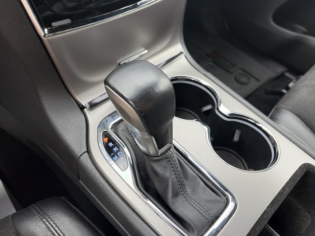 Used 2019 Sting Gray Clearcoat Jeep Altitude image 23
