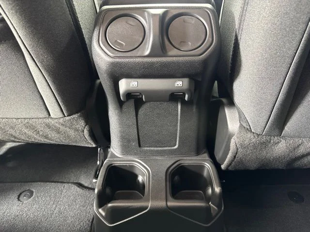 Used 2024 Silver Jeep Sport S image 13