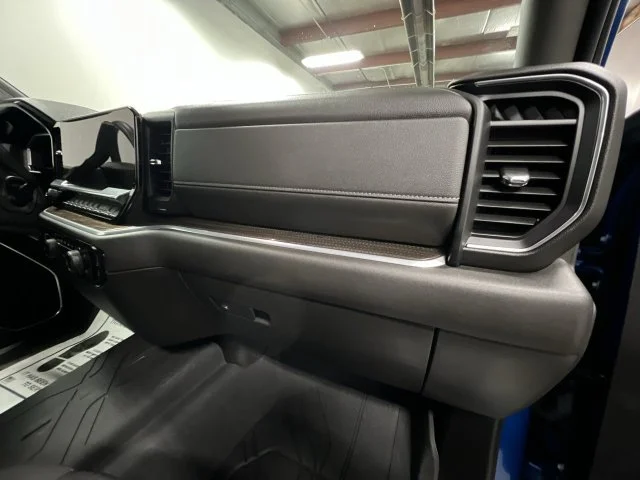 2022 Chevrolet Silverado 1500 LT - Photo 28