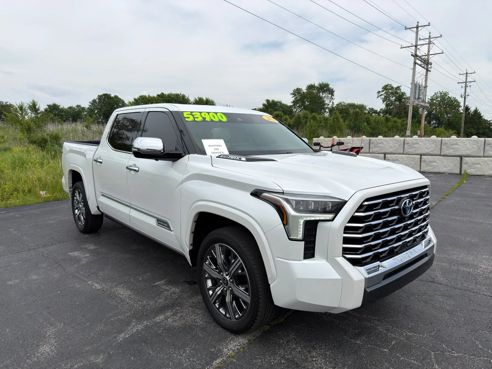 Used 2023 Beige Toyota Capstone image 8