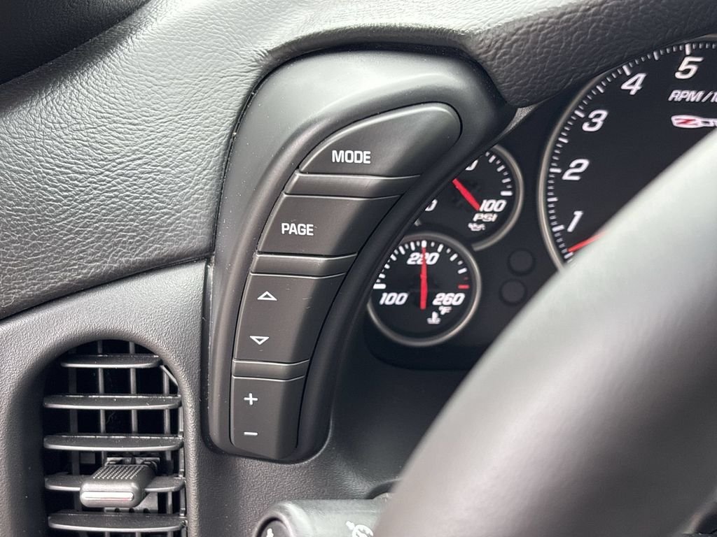 Used 2008 Red Chevrolet Z06 image 26