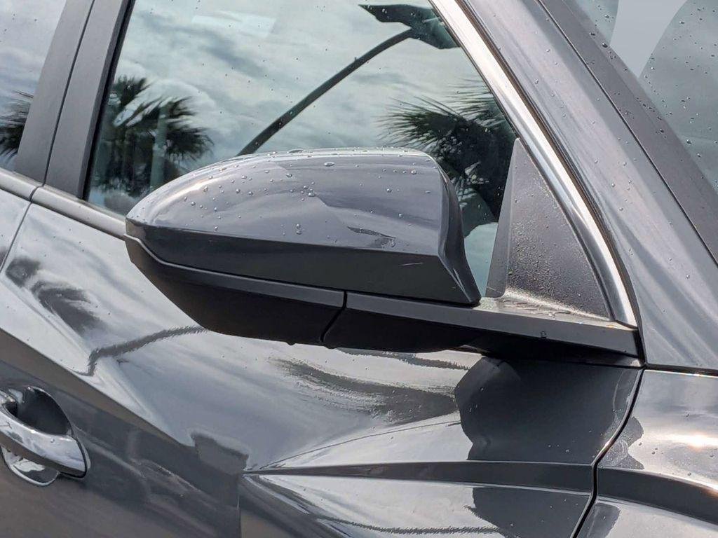 New 2025 Gray Hyundai SEL AWD image 10