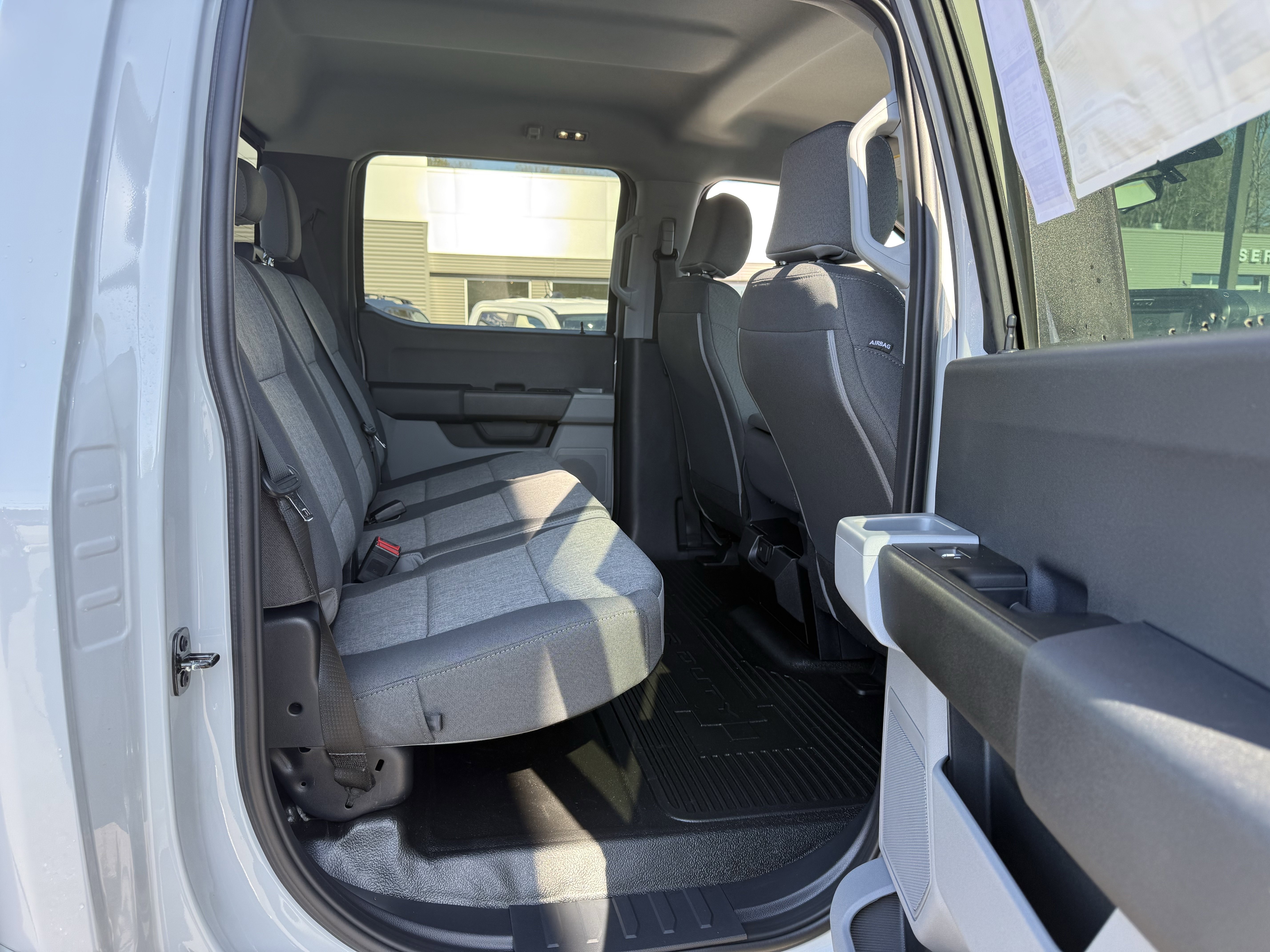 New 2026 Avalanche Ford XL image 4