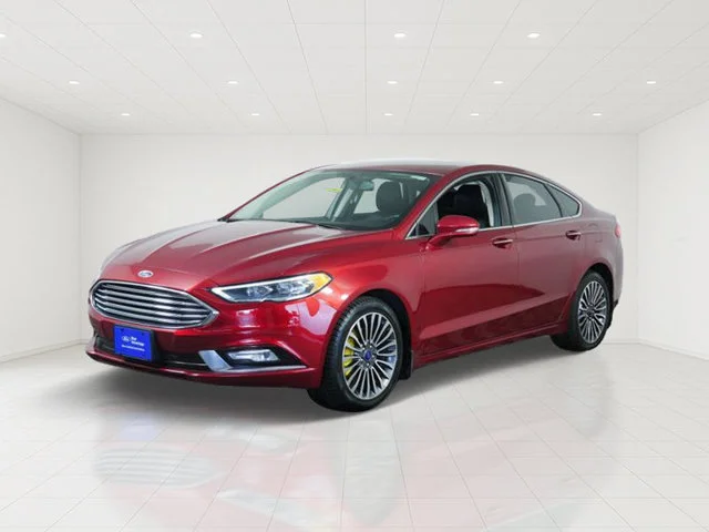 Used 2017 Red Ford SE image 5