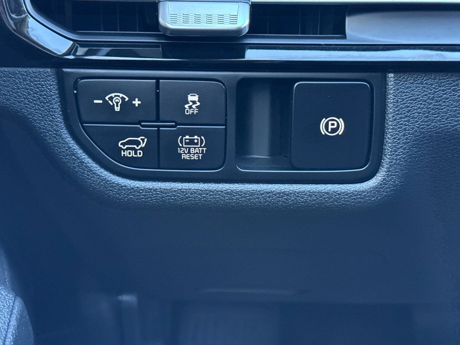 New 2026 Gray Kia EX image 29