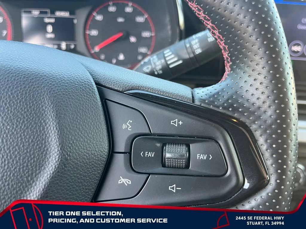 2024 Chevrolet Trax RS - Photo 19