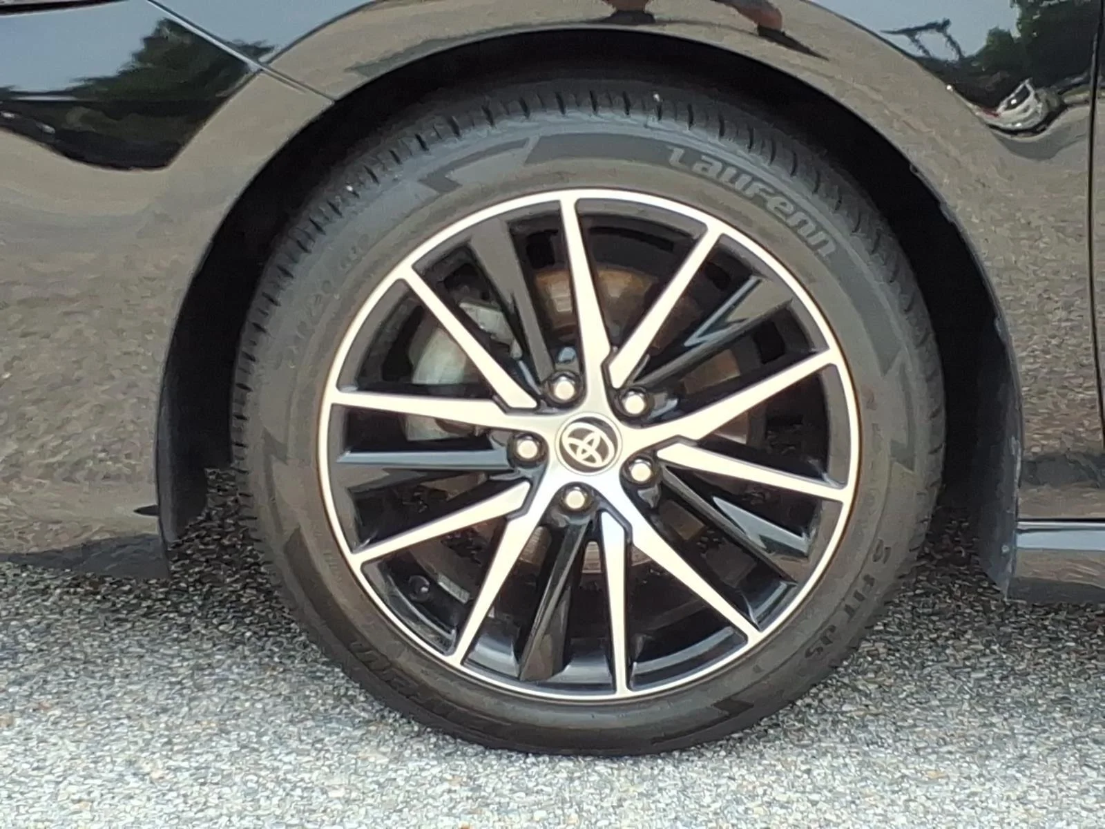 Used 2023 Midnight Black Metallic Toyota SE image 4