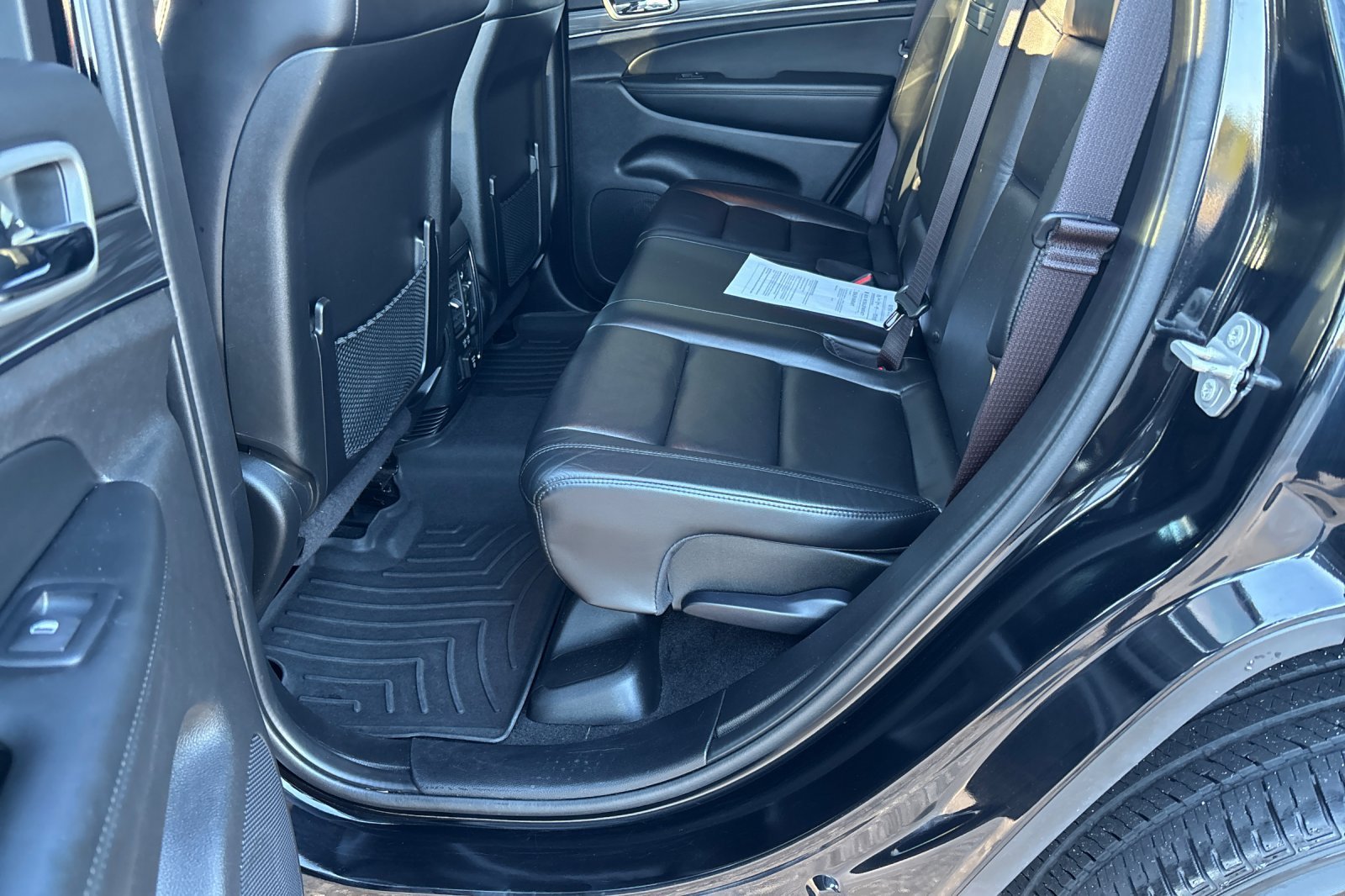 Used 2022 Black Jeep Limited image 14
