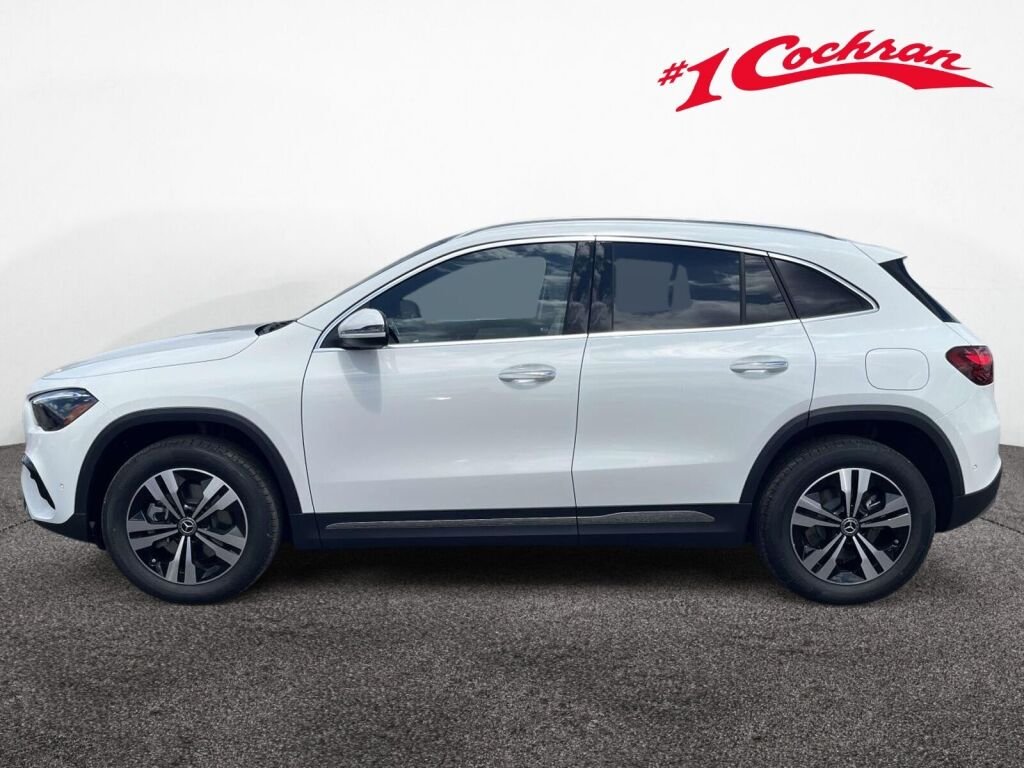 New 2026 Polar White Mercedes-Benz GLA 250 image 10