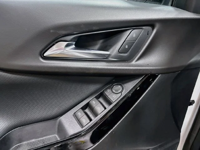 2027 Chevrolet Equinox LT - Photo 18