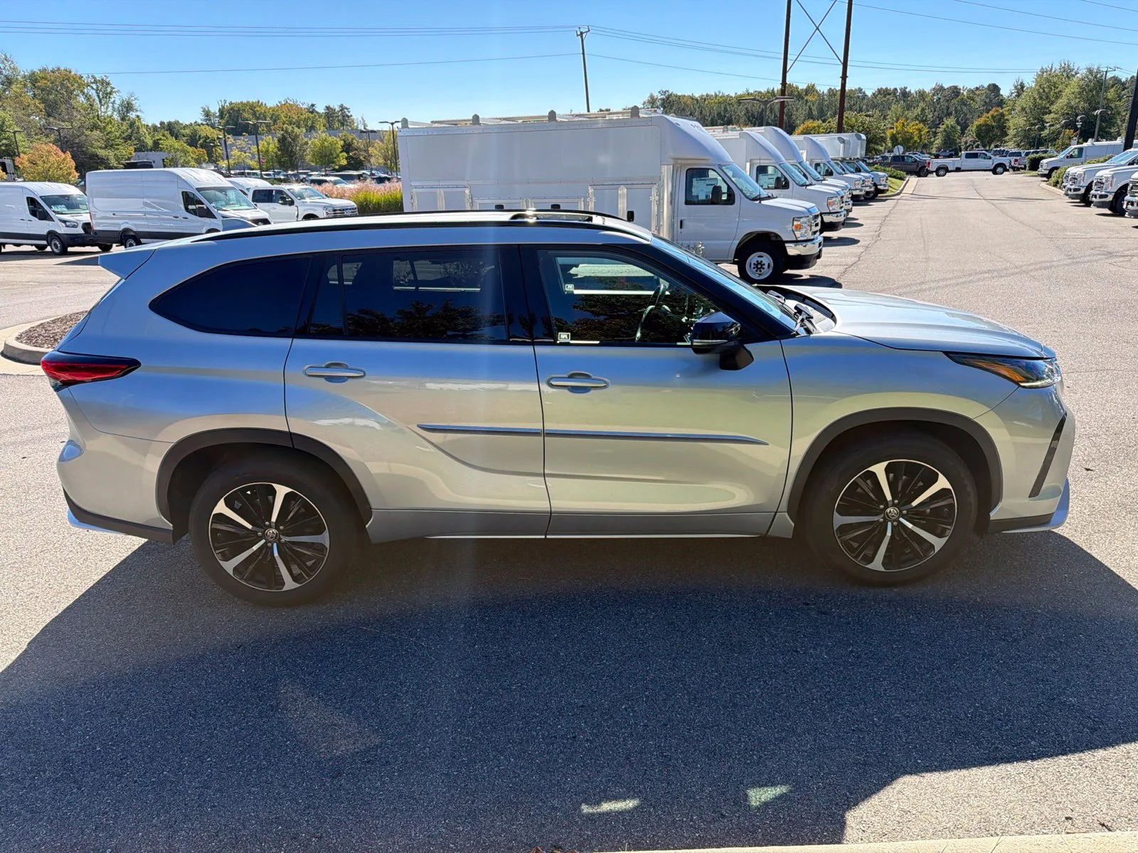 Used 2021 Silver Toyota XSE image 7
