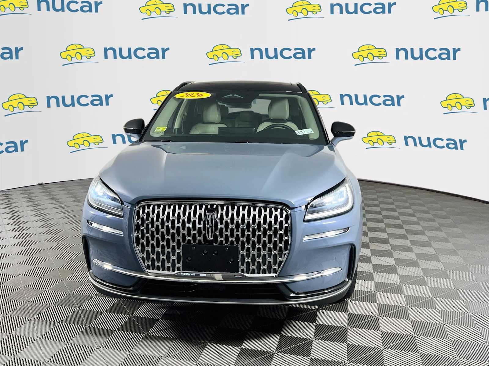 Used 2026 Whisper Blue Metallic Clearcoat Lincoln Premiere image 2