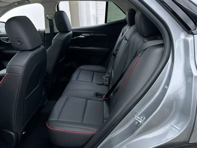 2023 Buick Envision Essence - Photo 11