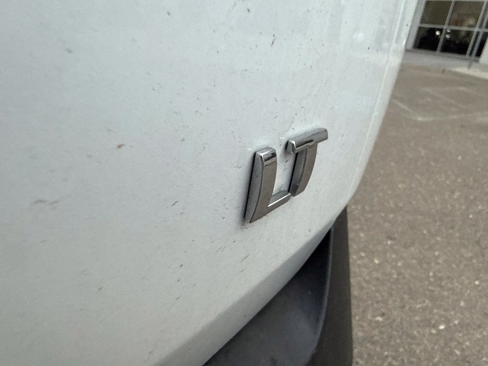 Used 2020 White Chevrolet LT image 6